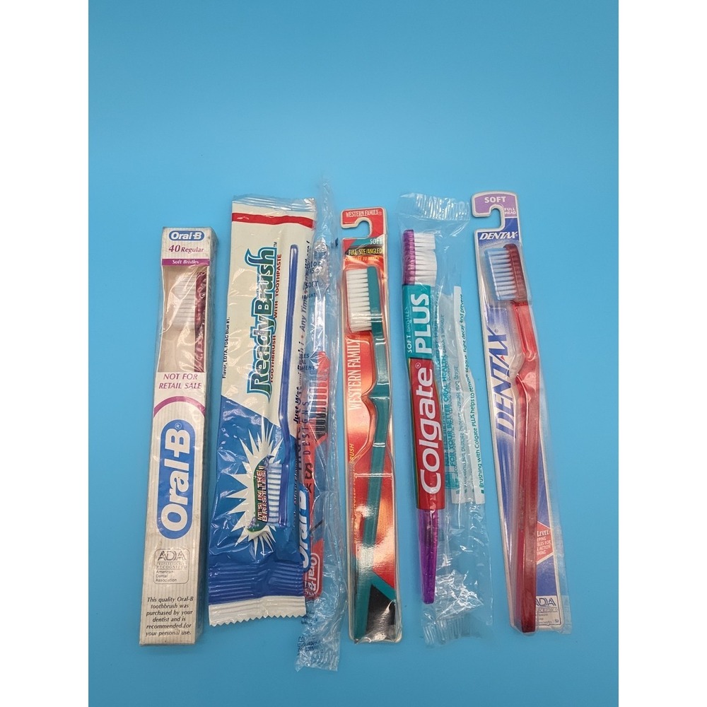 Vintage Lot Of 6 Soft‎ Toothbrushes Colgate Oral B Dentax Western Family